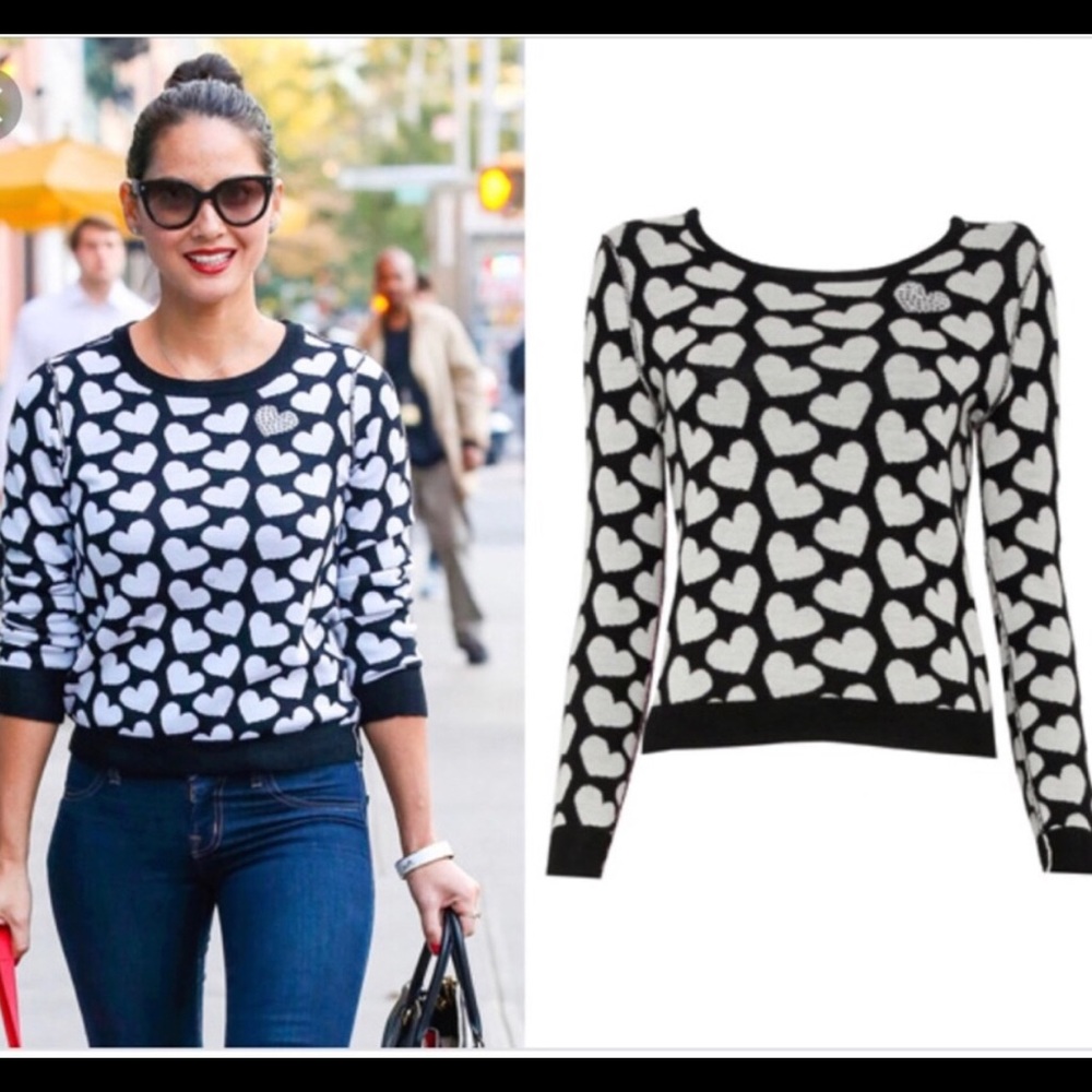 Alice + Olivia “Emmy” heart sweater size s